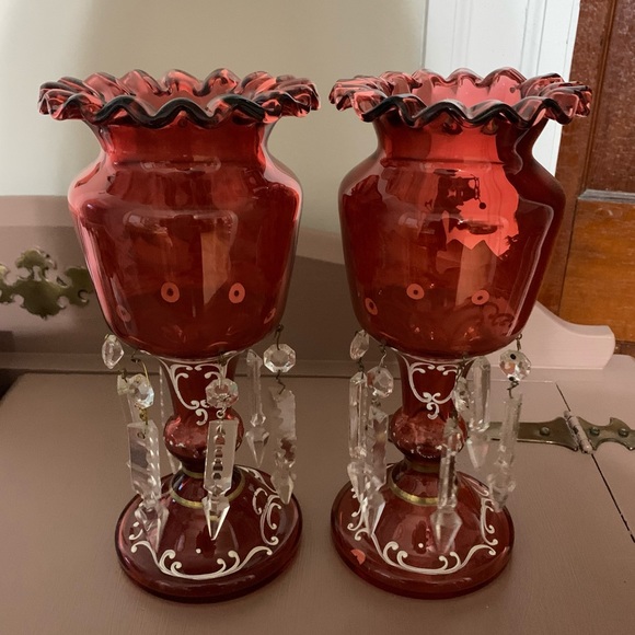 Victorian Mary Gregory Cranberry Glass Mantle LUSTRE Vases - Picture 5 of 11